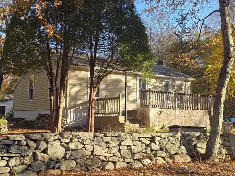 368 N Stonington Rd, Stonington, CT 06378