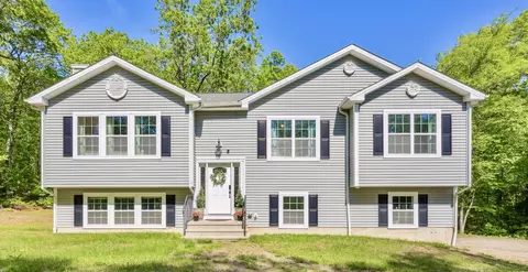2 Red Fox Run, Wolcott, CT 06716