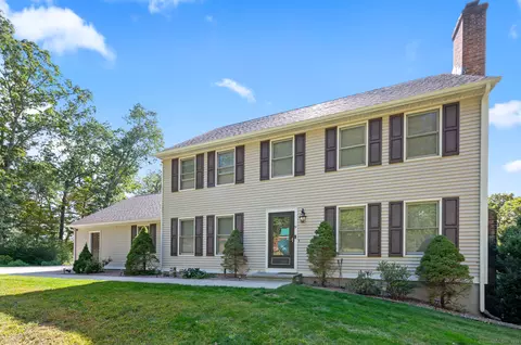 9 Brooke Hill Rd, East Haddam, CT 06423