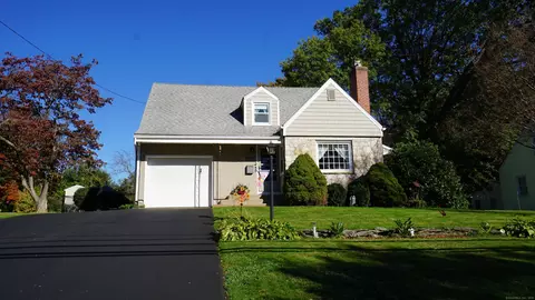 123 Keeney St, Manchester, CT 06040