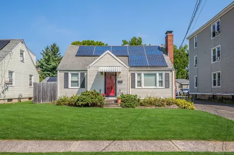 114 Linden St, New Britain, CT 06051