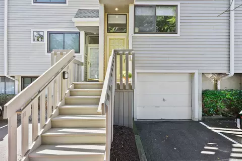 194 Sunrise Hill Rd #194, Norwalk, CT 06851