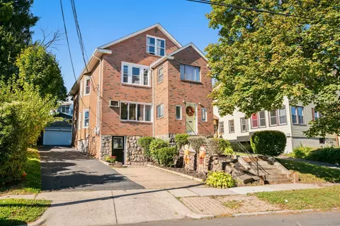 147 Newbury St, Hartford, CT 06114