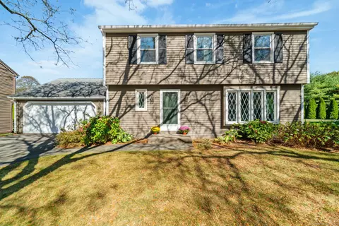 30 Tunxis Cir, Meriden, CT 06450