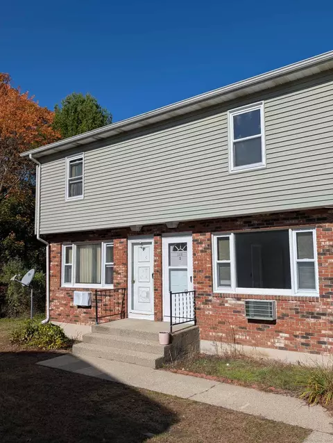 102 Canterbury Rd #B, Plainfield, CT 06374