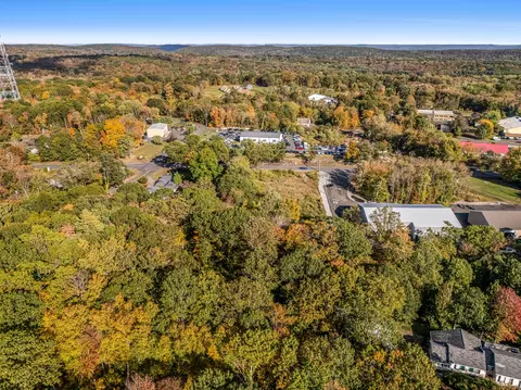 163 Amity Rd, Bethany, CT 06524 photo 4