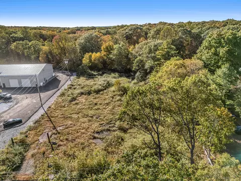 163 Amity Rd, Bethany, CT 06524 photo 5
