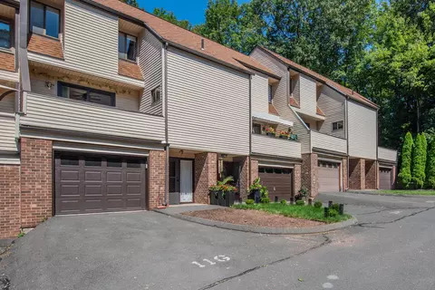 285 Queen St #11G, Southington, CT 06489