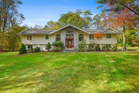 2190 Sturges Hwy, Fairfield, CT 06824
