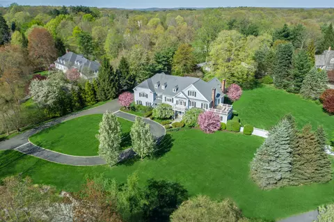 134 Nod Rd, Ridgefield, CT 06877