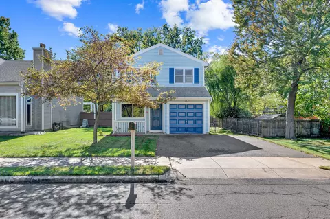 180 Arlington St, West Haven, CT 06516