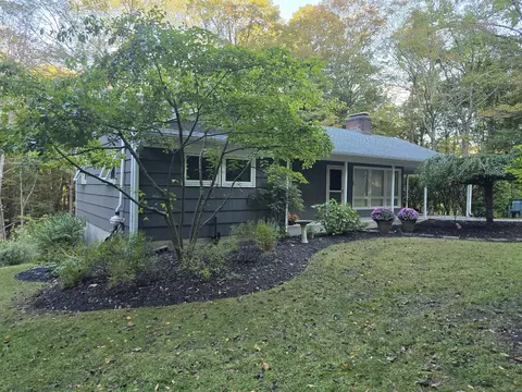 Exterior - 32 Old Green Rd, Sandy Hook, CT 06482 photo 3 of 7