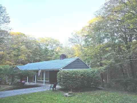 Exterior - 32 Old Green Rd, Sandy Hook, CT 06482 photo 2 of 7
