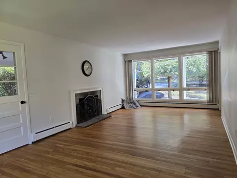 Living - 32 Old Green Rd, Sandy Hook, CT 06482 photo 6 of 9