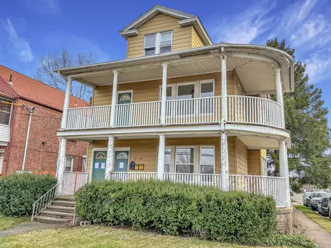 22 Helen St, Hamden, CT 06514