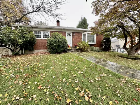 37 Ann St, Naugatuck, CT 06770