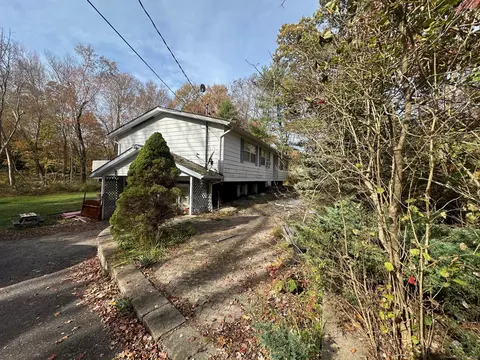 261 Beaver Hill Rd, Windham, CT 06256