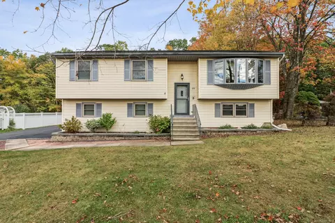 26 Cherry Hill Dr, Bristol, CT 06010