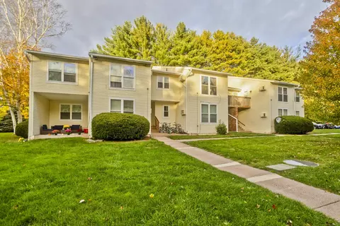 949 Pleasant Valley Rd #10-07, South Windsor, CT 06074