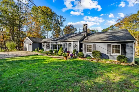779 Summer Hill Rd, Madison, CT 06443