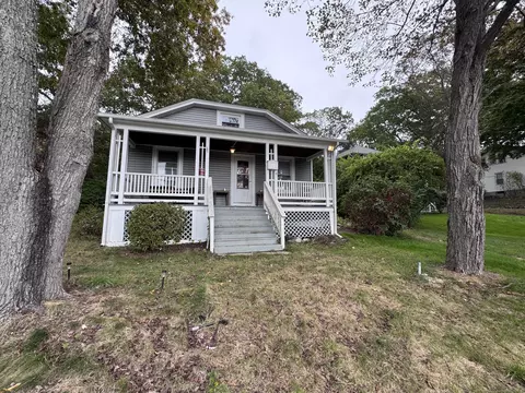220 Park Rd, Waterbury, CT 06708