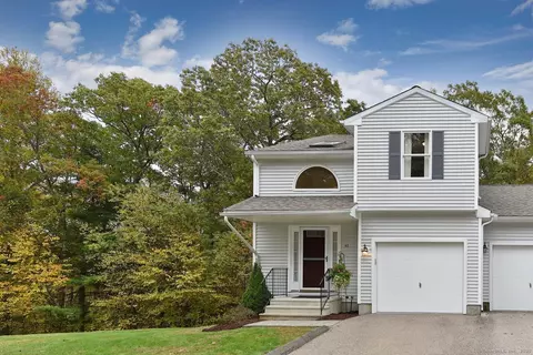 46 Cheyenne Ct #46, Marlborough, CT 06447