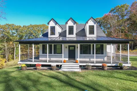 10 Country Garden Ct, Terryville, CT 06786