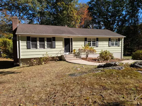 819 Quarter Mile Rd, Orange, CT 06477