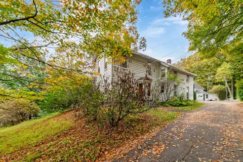 87 Woodruff Ave, Watertown, CT 06795