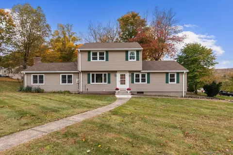 1213 Avon Blvd, Cheshire, CT 06410