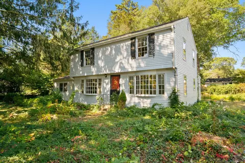 1 Millan Ter, Pawcatuck, CT 06379