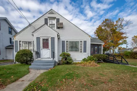 252 Church St, Putnam, CT 06260
