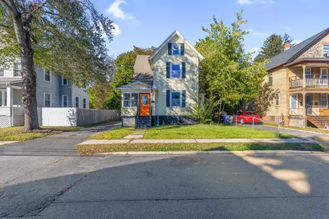 53 New King St, Enfield, CT 06082