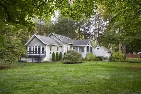 4 Colony Rd, Weston, CT 06883