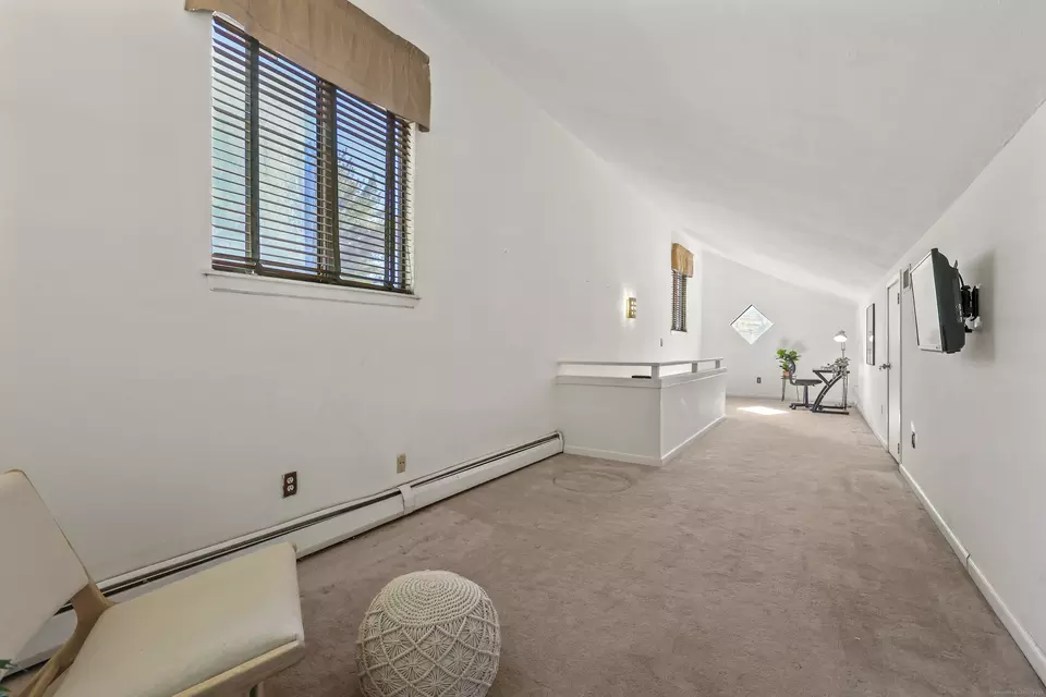 Entry Way - 5 Staunton Ct #A, Farmington, CT 06032 photo 1 of 1