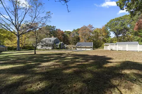 11 Trolley Xing, Old Saybrook, CT 06475