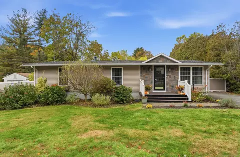 25 Raymond Dr, Meriden, CT 06451
