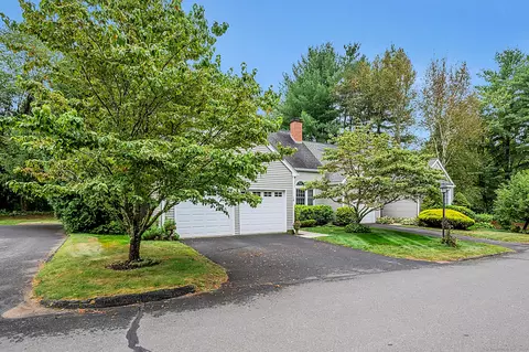 18 Woodbury Hl #18, Woodbury, CT 06798