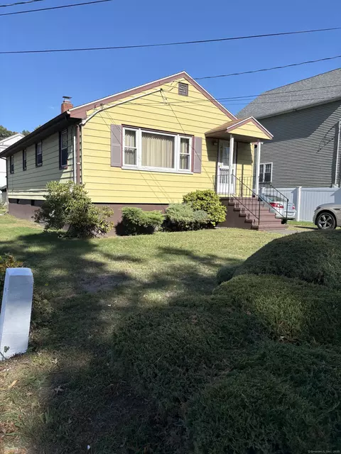 394 Harding Ave, Stratford, CT 06615
