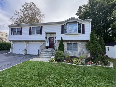 71 Charter Oak Ave, East Haven, CT 06512