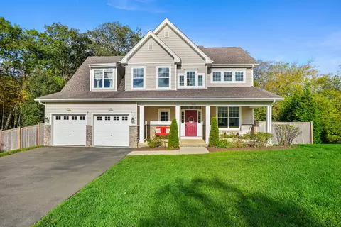 360 Nutmeg Ln #360, Stratford, CT 06614