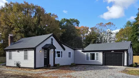 257 Pond Meadow Rd, Westbrook, CT 06498