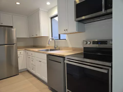 76 Wauwinet Trl #76, Guilford, CT 06437