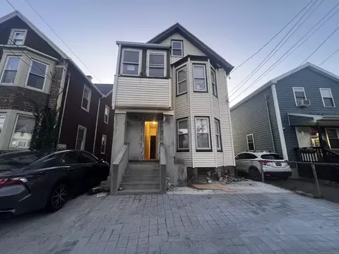 43 Clinton Ave, Bridgeport, CT 06604