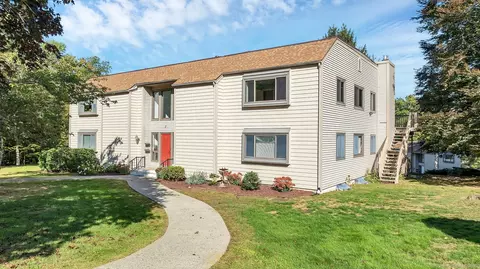 91 Riverview Rd #7B, Niantic, CT 06357