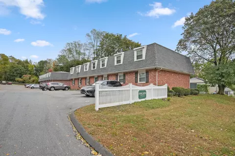 362 Colonial Ave #3A, Waterbury, CT 06704