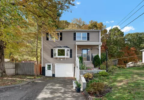 23 Parkview Ave, Meriden, CT 06451