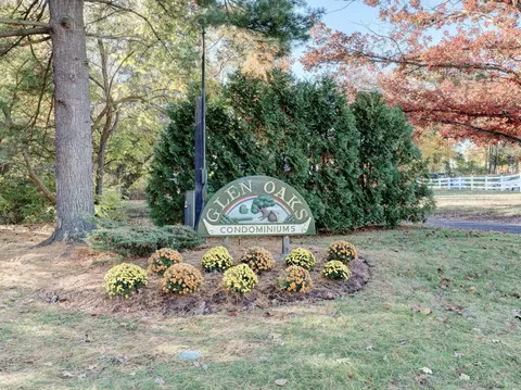 122 Cottonwood Rd #122, Newington, CT 06111
