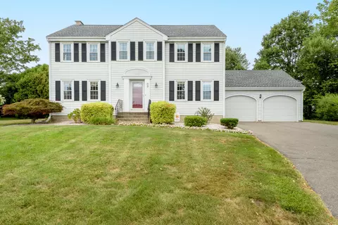 15 Grass Bonnet Ln, Wethersfield, CT 06109