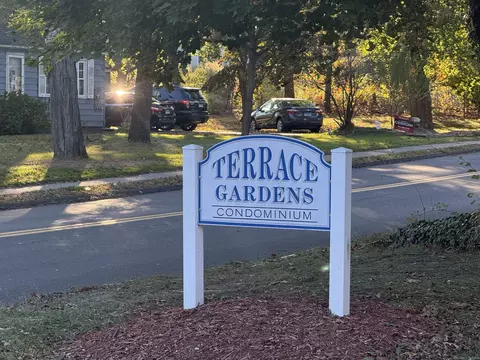 71 Terrace Gdns #71, Wallingford, CT 06492